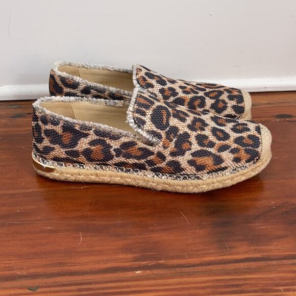 Stuart Weitzman Catalan leopard print espadrilles flat comfort shoes sz 5.5 - Picture 5 of 7